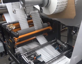 Imprimante code-barres pour étiquettes sur supports papier plastique et matériaux industriels